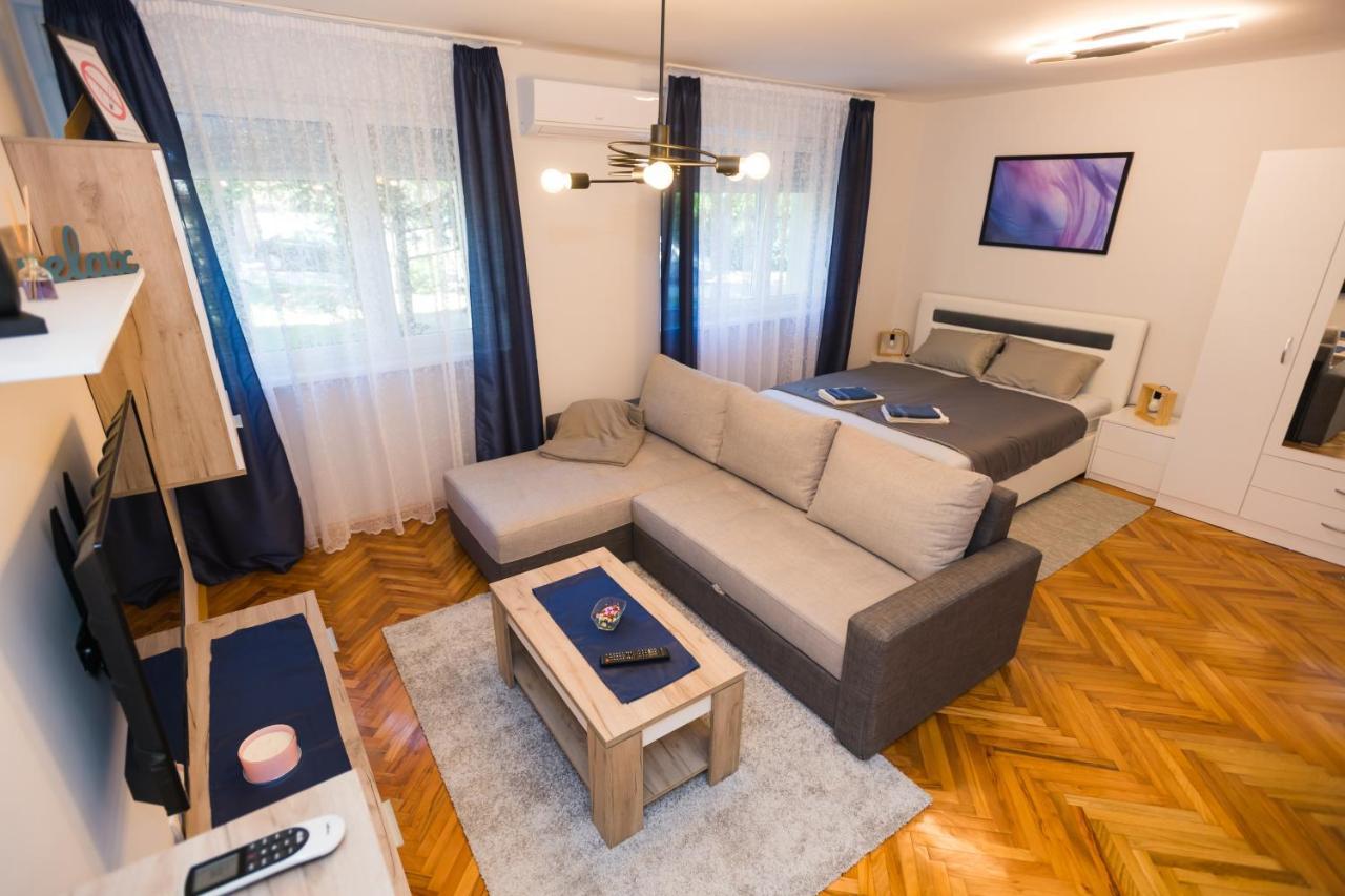 Apartman Studio Blue Szabadka Kültér fotó